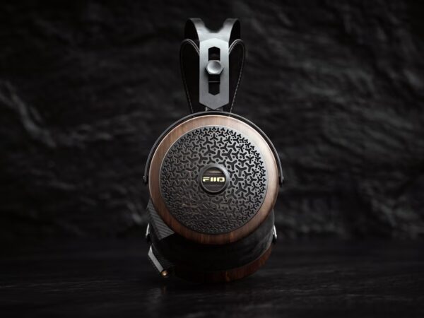 FiiO launch flagship FT15 planar headphones   